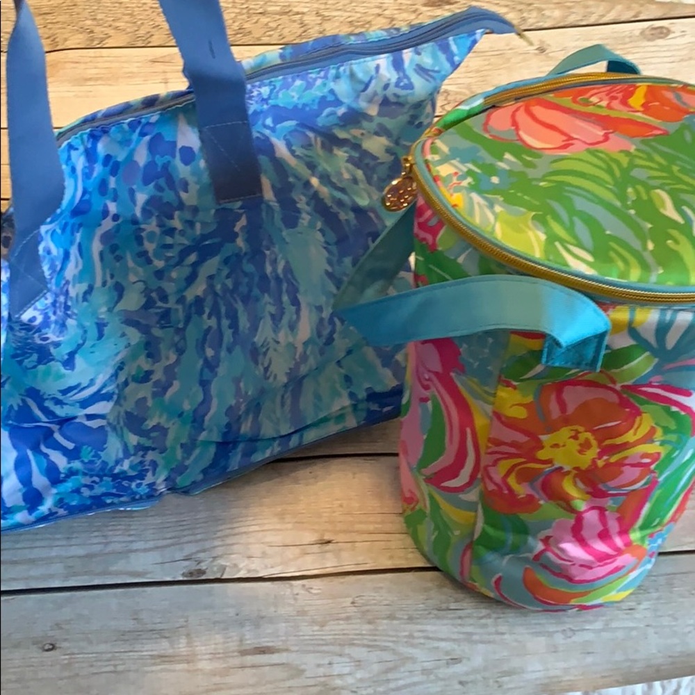 Beach bundle! Lilly Pulitzer beach bag and cooler